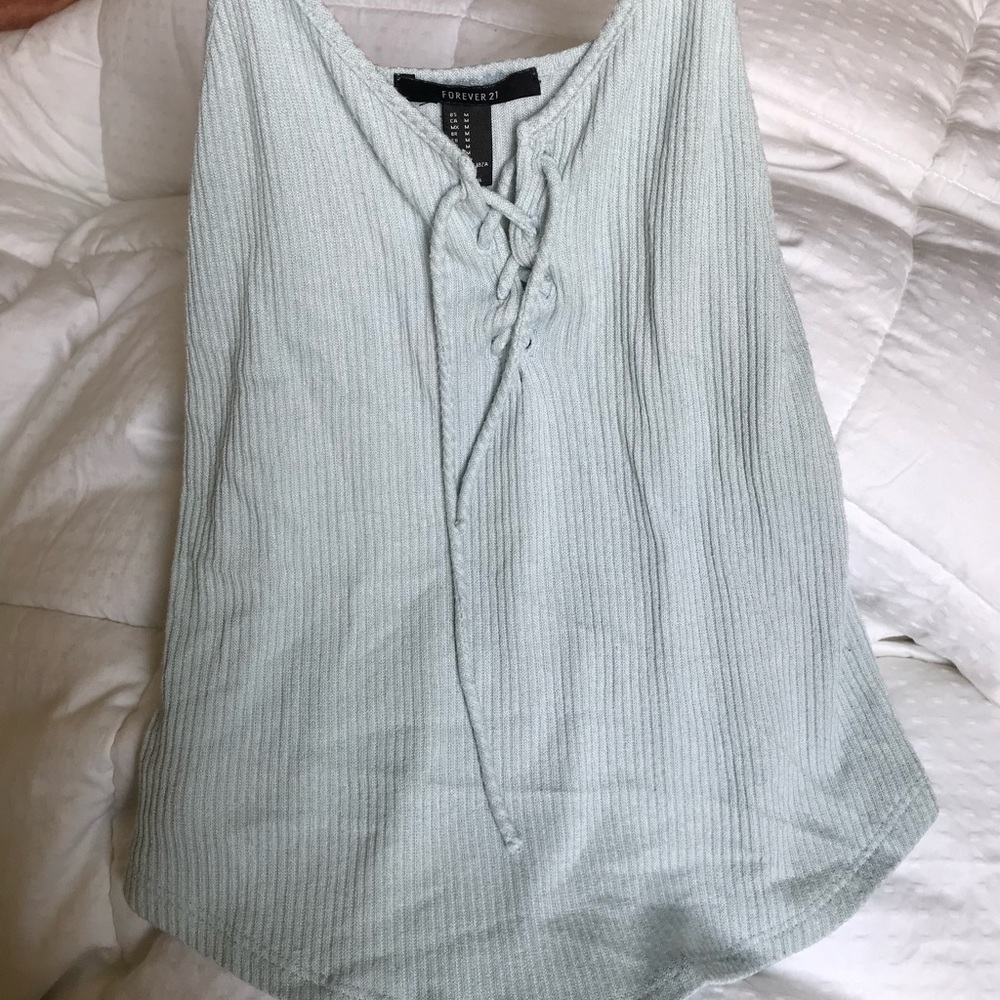 Light blue tie tank